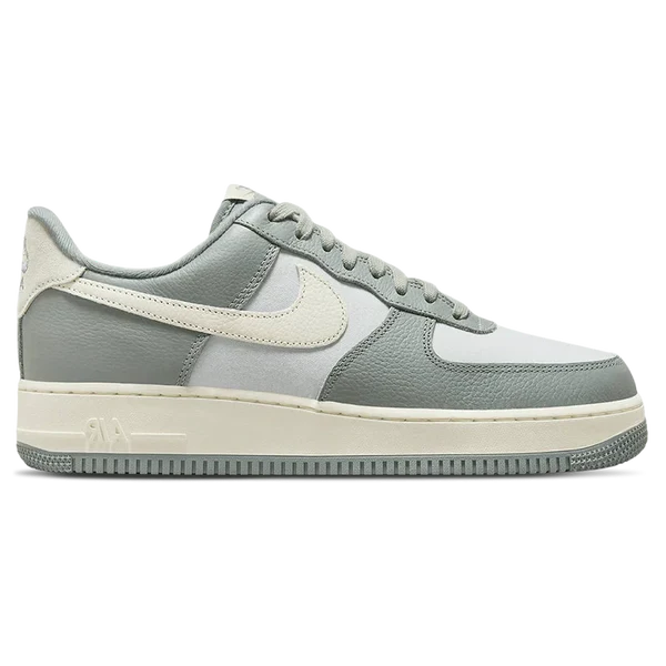 NIKE AIR FORCE 1 LOW '07 LX 'MICA GREEN'