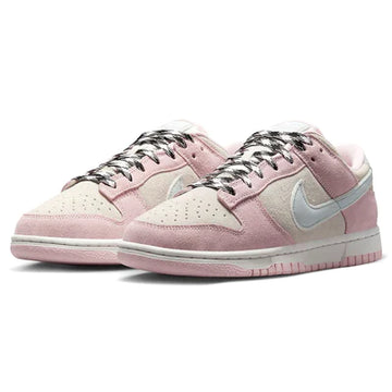 NIKE DUNK LOW WMNS LX 'PINK FOAM'