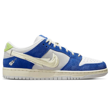 NIKE DUNK LOW PRO SB X FLY STREETWEAR