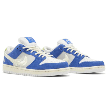 NIKE DUNK LOW PRO SB X FLY STREETWEAR