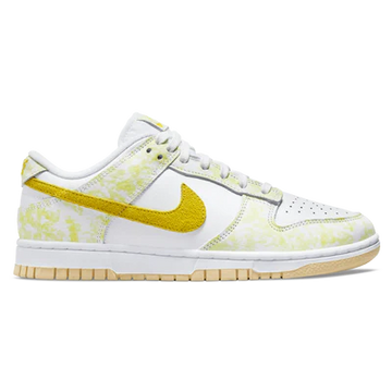 NIKE DUNK LOW OG WMNS 'YELLOW STRIKE'